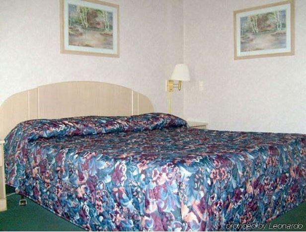 Bossier Inn And Suites Bossier City Room photo