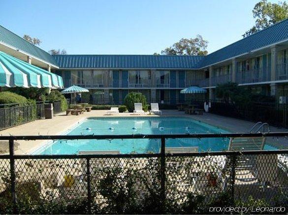 Bossier Inn And Suites Bossier City Exterior photo